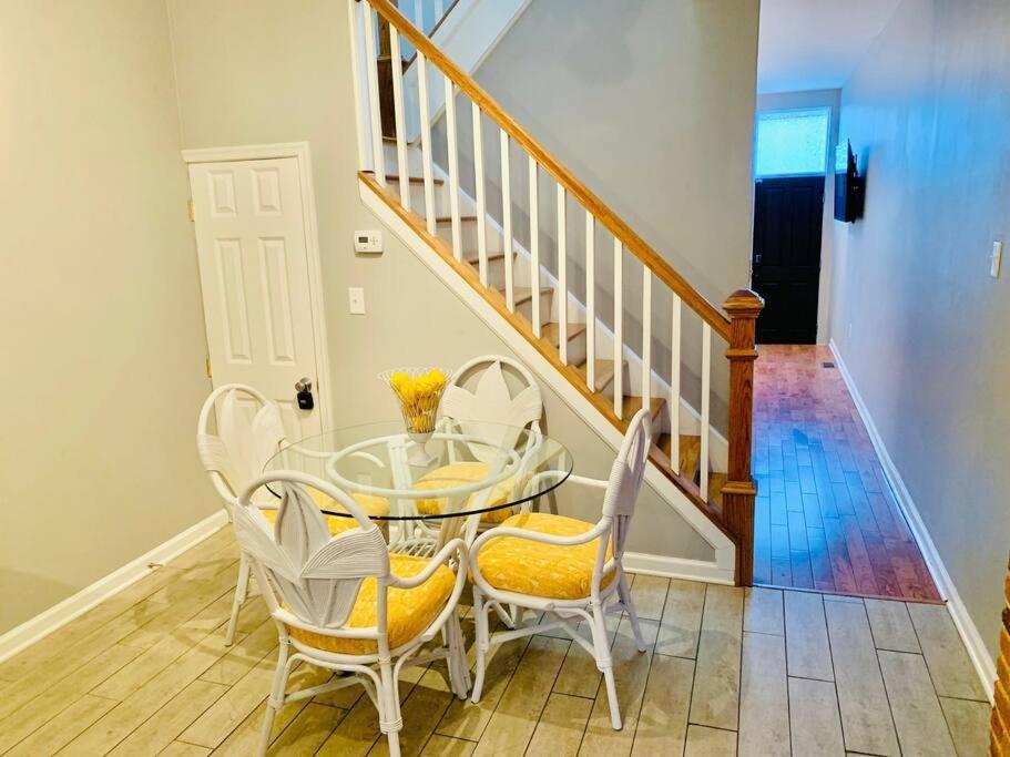 Upscale 2Bd/1.5Ba Townhome Mins To Jhh & Downtown Baltimore Ngoại thất bức ảnh